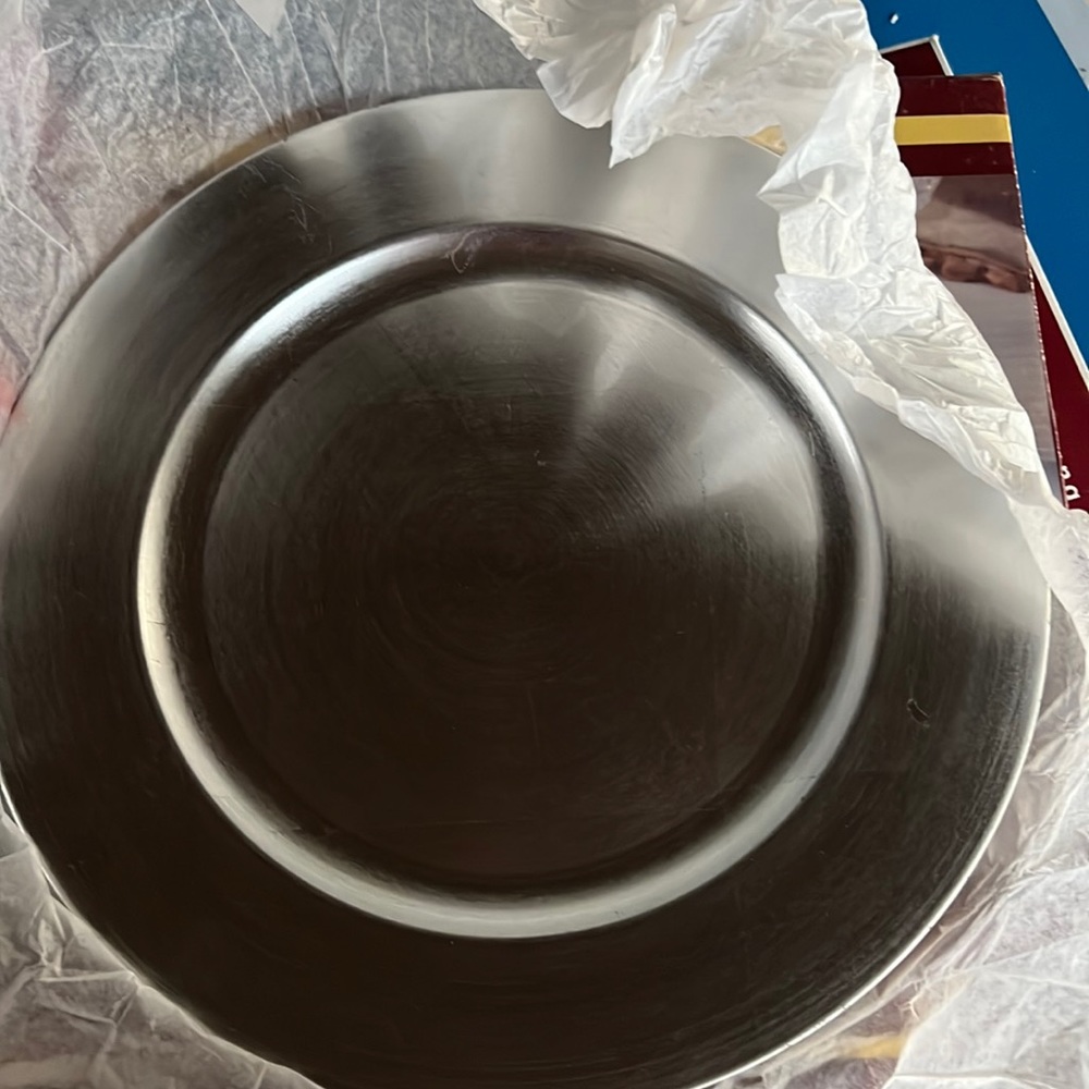 Sliver 13 inch leaf chargers